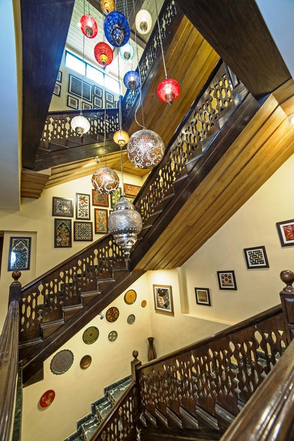 Lemon Tree Hotel Srinagar Exterior foto